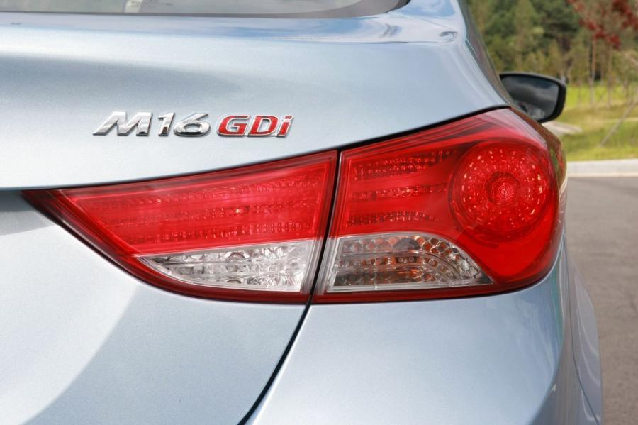 Hyundai Elantra 2011 года  (фото 75 из 144)